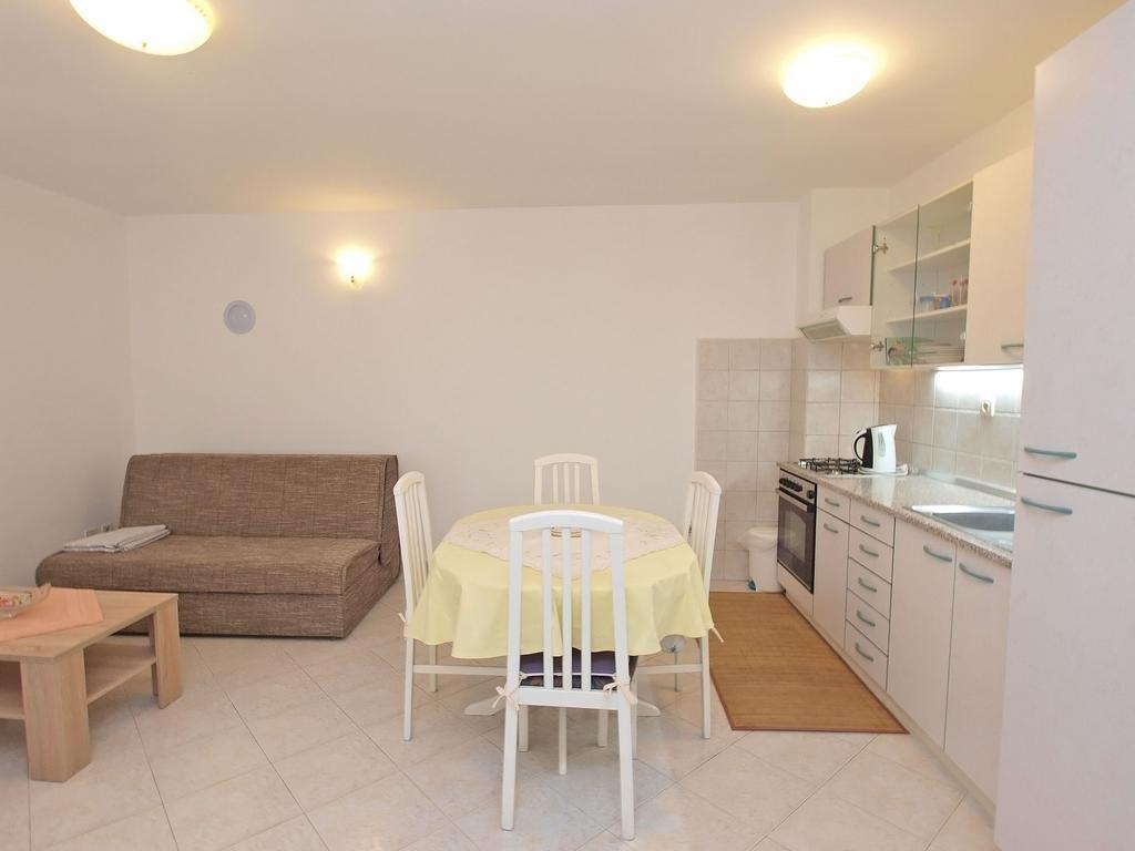 Apartments Milan 1457 Ρόβινι Εξωτερικό φωτογραφία