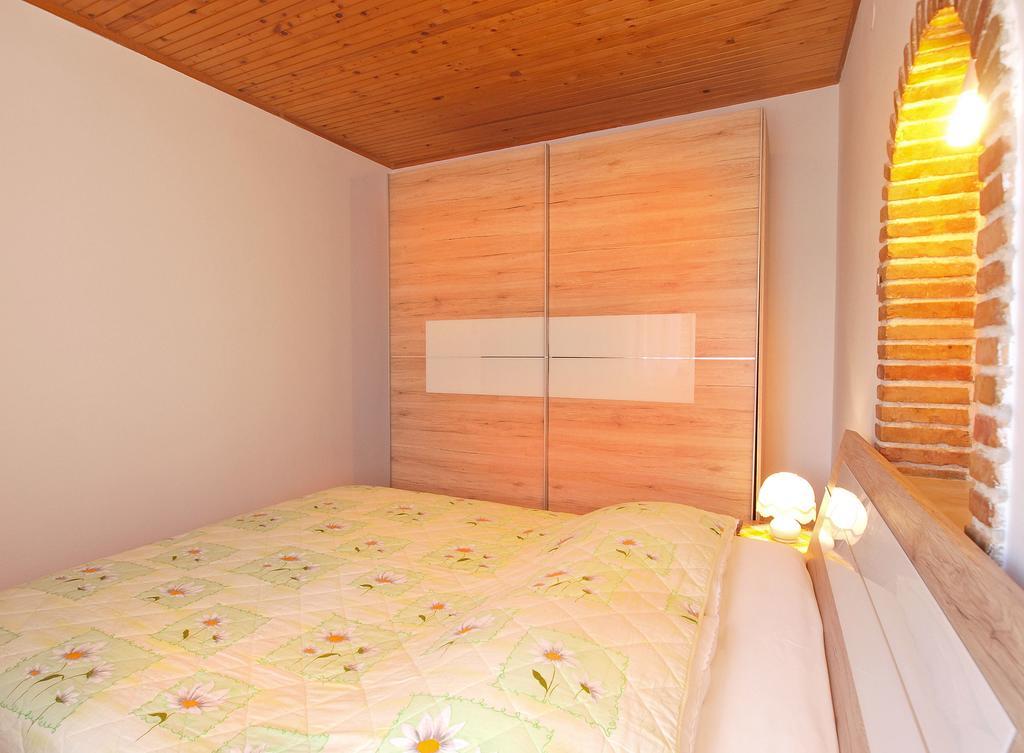 Apartments Milan 1457 Ρόβινι Εξωτερικό φωτογραφία